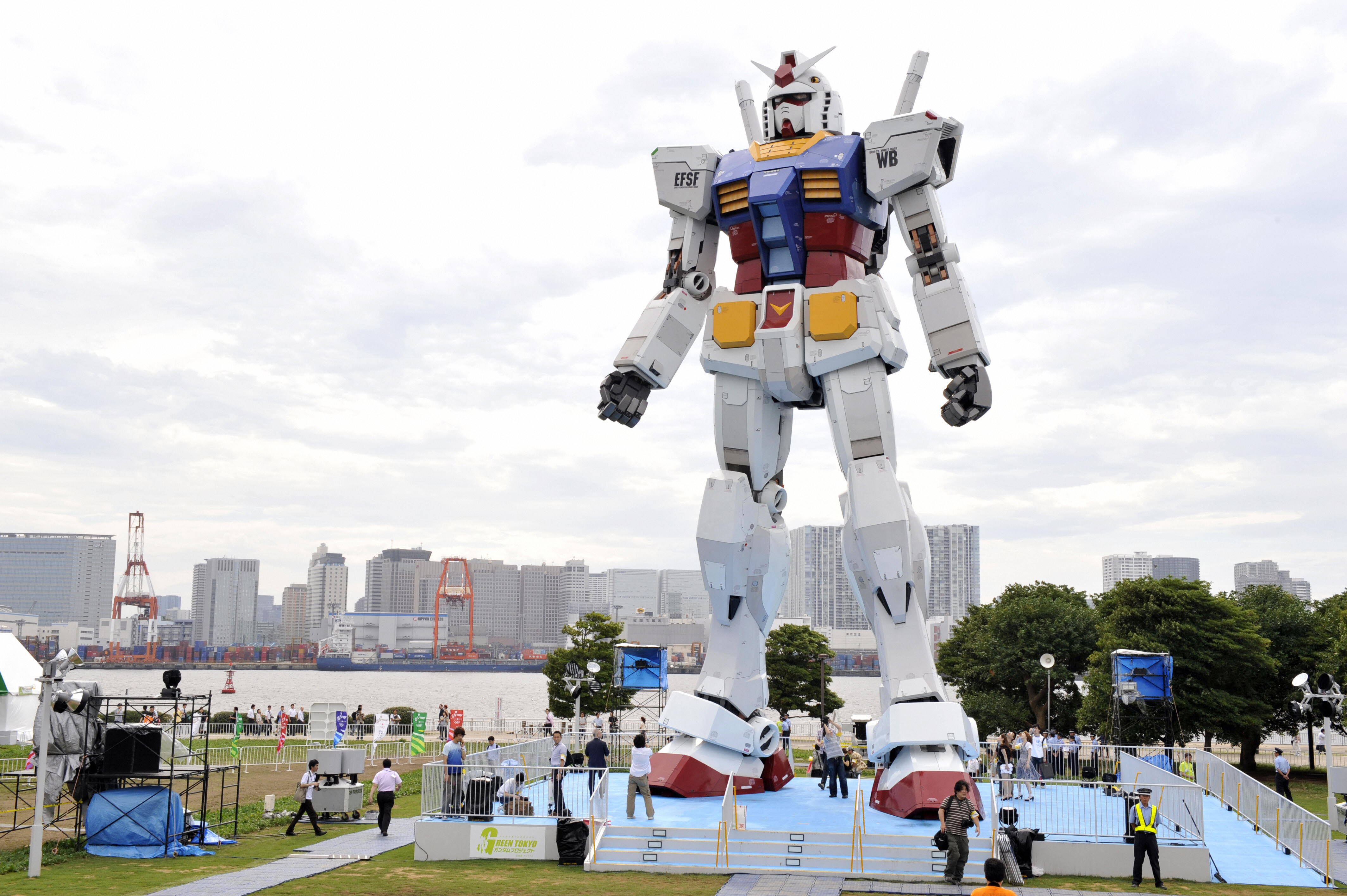 Продвинутый робот. ГАНДАМ В Японии робот. Гигантский робот ГАНДАМ В Японии. Робот ГАНДАМ В Токио. Статуя ГАНДАМ В Токио.